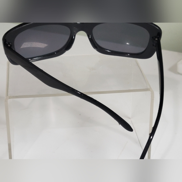 Sale 3pr Bundle Of Sunglasses. Foster Grant 👀 Dior And ? Please Read - Picture 8 of 12